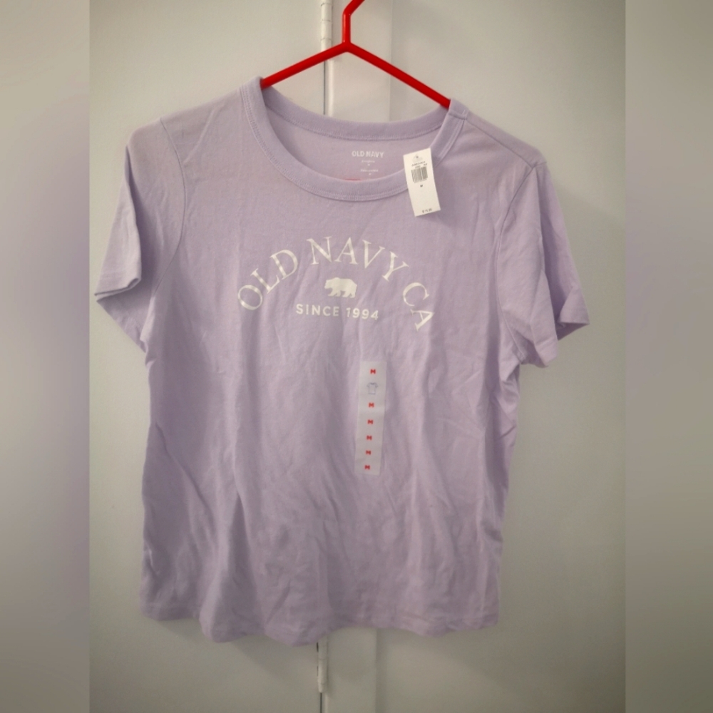 Old navy cropped t shirt